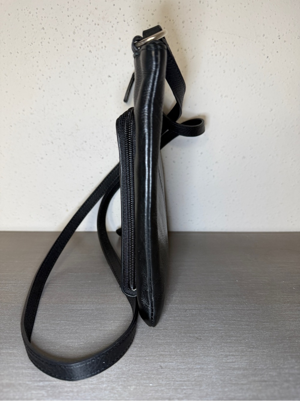 Vintage Fossil Black Leather Crossbody Bag With Integrated Wallet Excellent Cond - Picture 3 of 7
